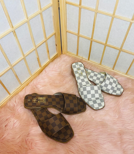 Checkered sandals